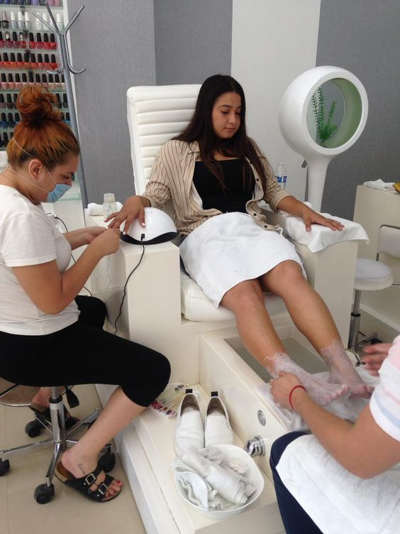 Grand Nails Lounge Your Oasis For Nail Elegance And Relaxation